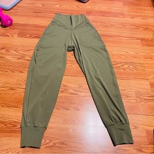 OFFLINE By Aerie Real Me Jogger